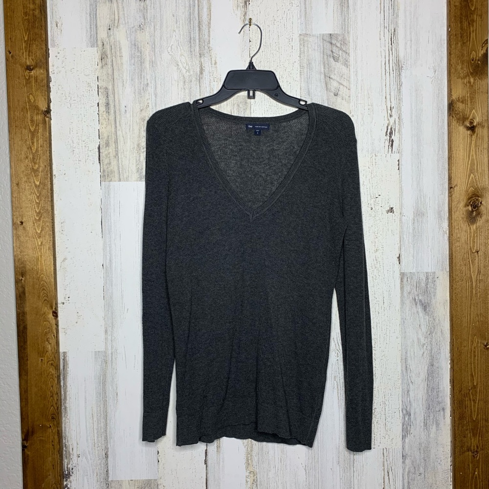 GAP cashmere blend long sleeve top size small gray